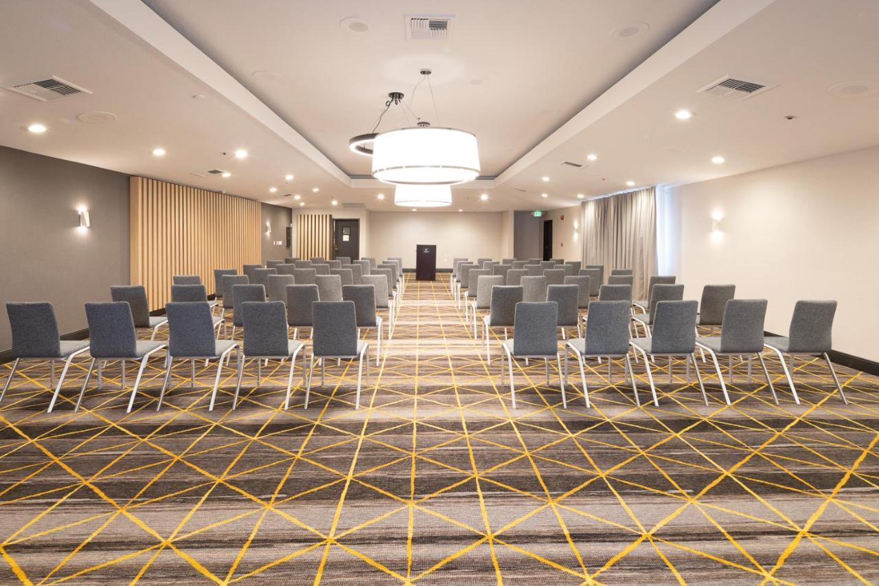 Holiday Santa Ana-orange County Airport By Ihg Hotel