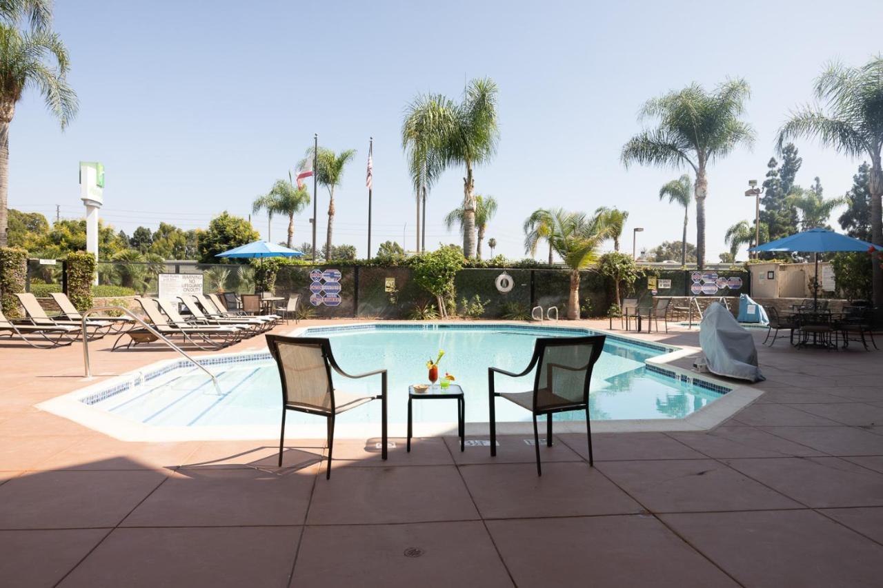 Santa Ana-orange County Airport By Ihg
