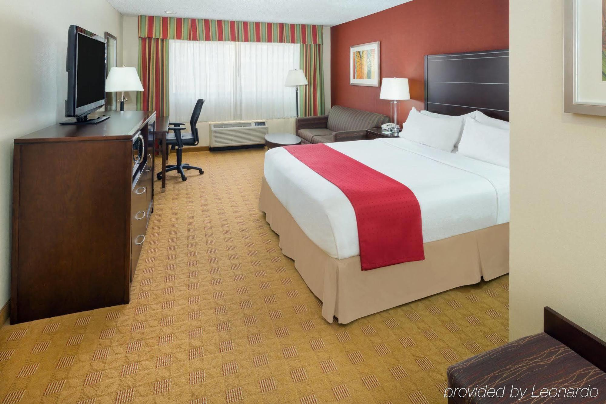 Hotel Santa Ana-orange County Airport By Ihg