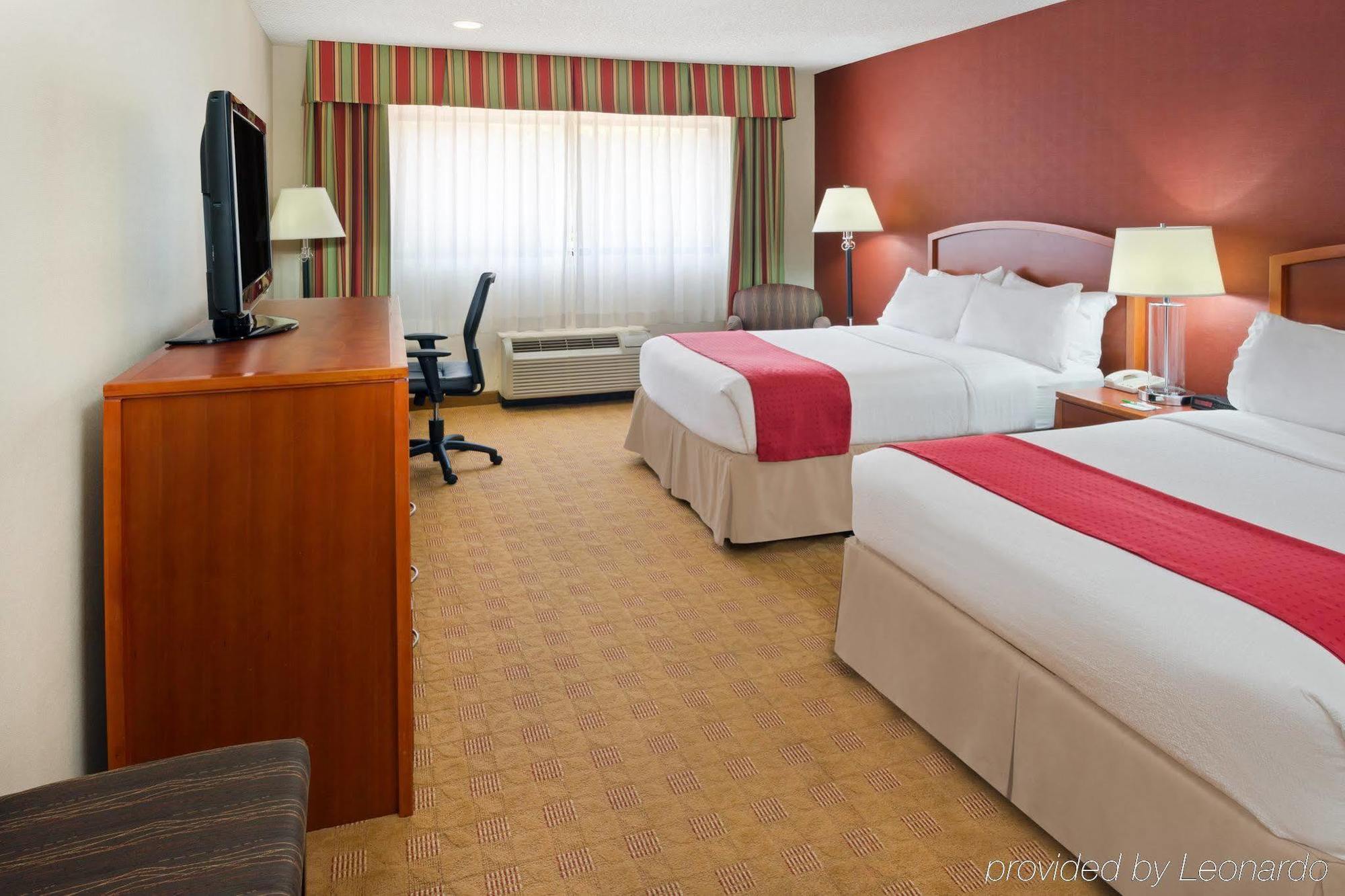 Hotel Santa Ana-orange County Airport By Ihg Santa Ana