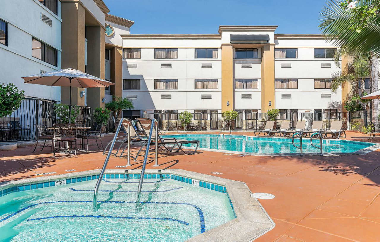 Hotel Santa Ana-orange County Airport By Ihg 3*